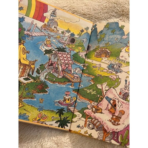 Wuzzles Hardback Children’s Book Hoppopotamus Plays Detective Collector Series - Picture 3 of 6